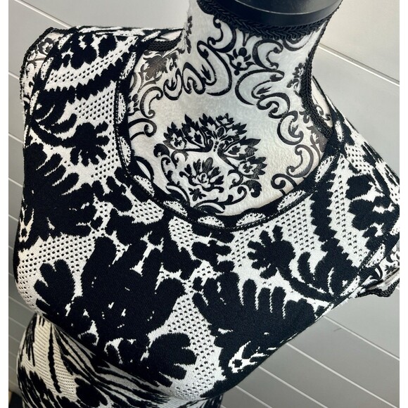 Marie Oliver Melba Mesh Tank Top Obsidian Womens Large Mob Wife Quiet Luxury - Picture 4 of 13